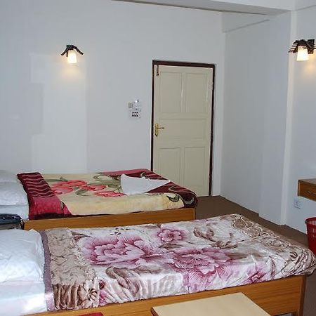 Hotel Spandan Дарджилинг Екстериор снимка